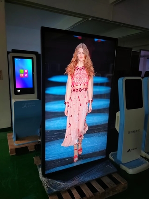 60000 ore di vita Display pubblicitario 4k